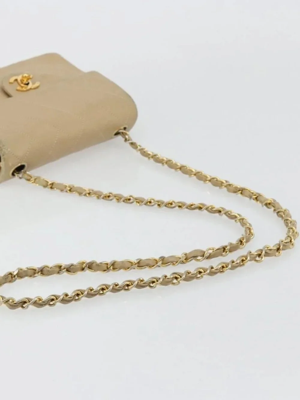 CHANEL Mini Matelasse Chain Shoulder Bag Lamb Skin Beige Gold CC Auth ka4523A